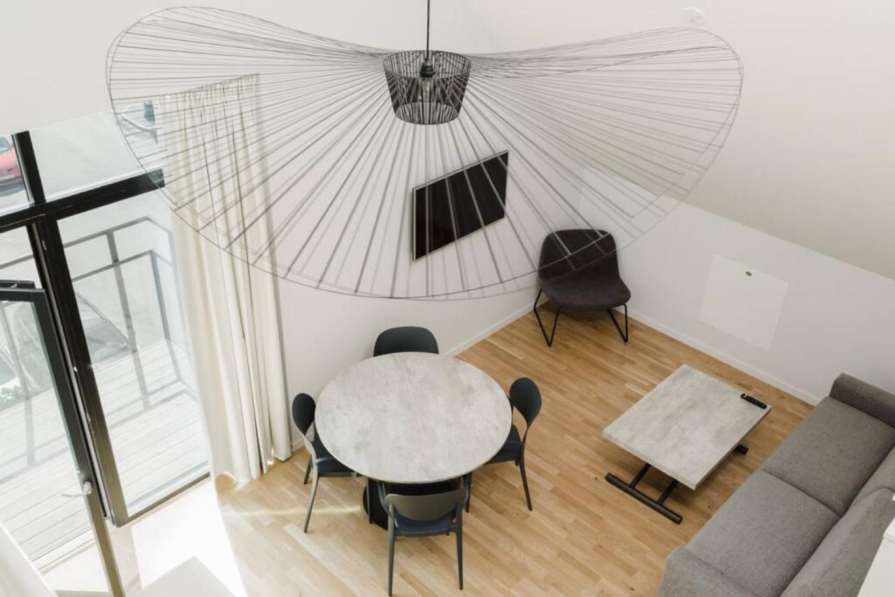 All In One Loft With Balcony And Free Parking Lidingö Екстериор снимка
